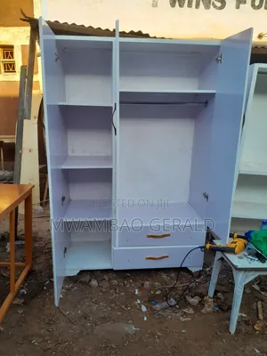 4*6 Feet Wardrobes