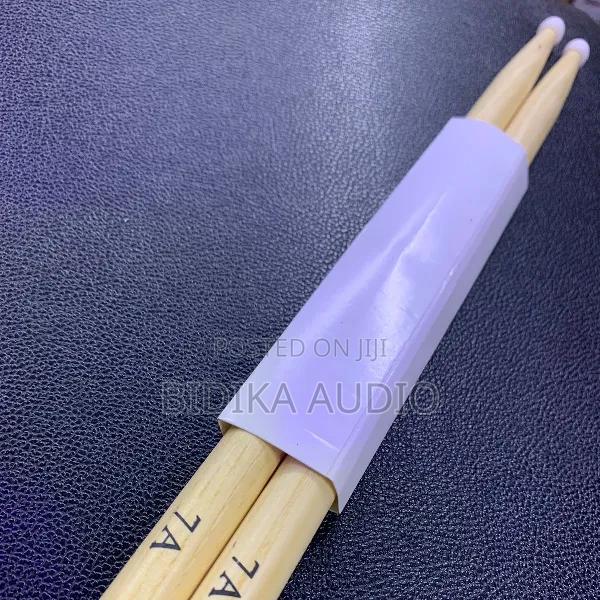 7a Wooden Drumsticks - thumbnail 3