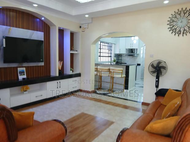 Private Home in Ruiru - thumbnail 4