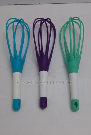 Manual Egg Beater /Pancake Whisker Material:Plastic