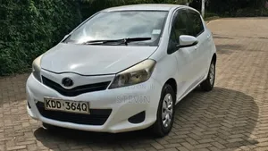 Toyota Vitz 2014 White