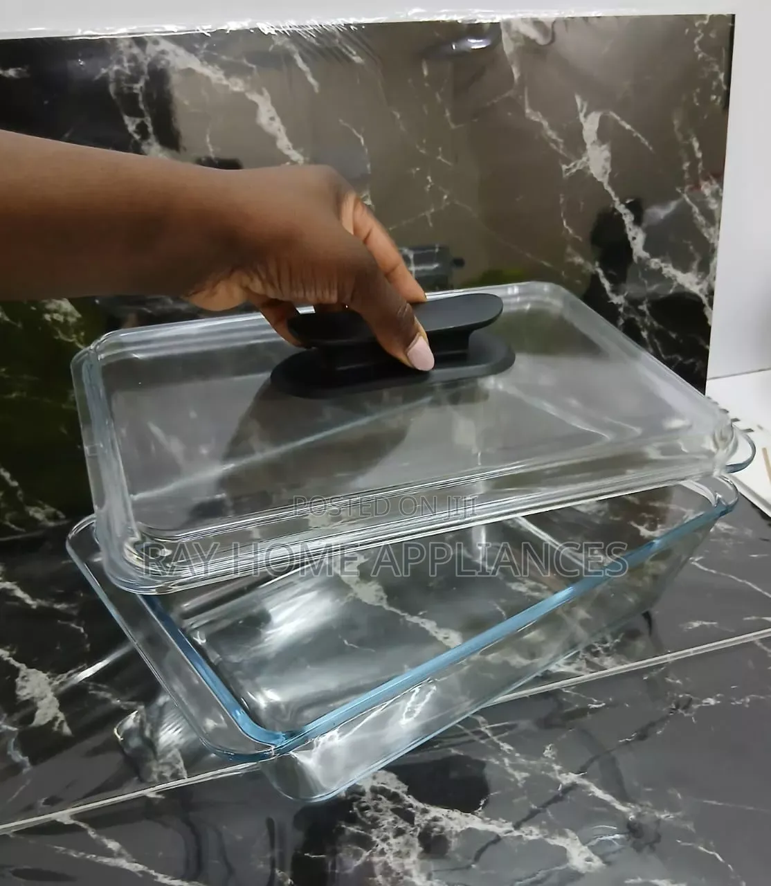 Casserole Baking /Storage Glass Tin With Lid Capacity: 3000ml