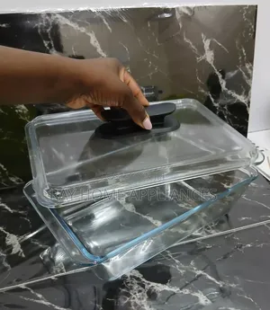 Casserole Baking /Storage Glass Tin With Lid Capacity: 3000ml