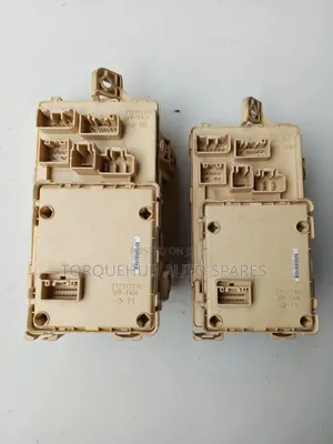 Toyota Premio 240 Fusebox