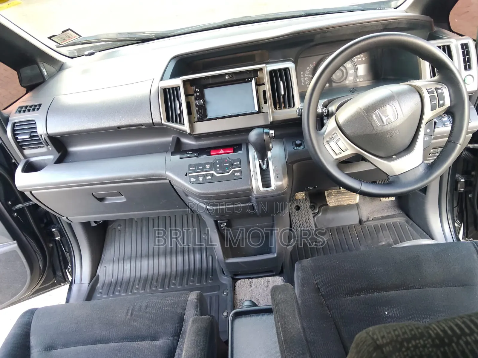 Honda Stepwgn 2013 Black