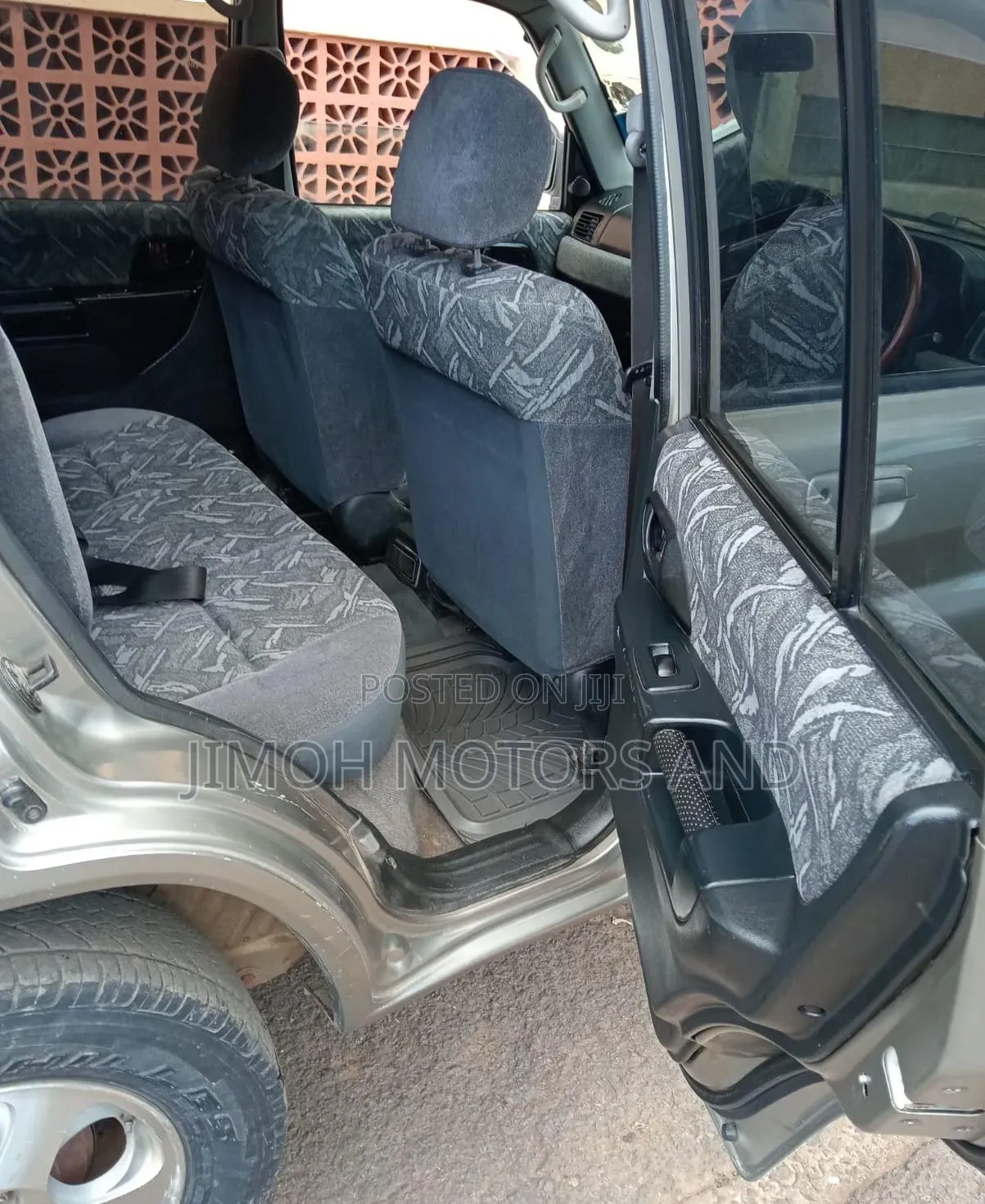 Mitsubishi Pajero 2004 Silver