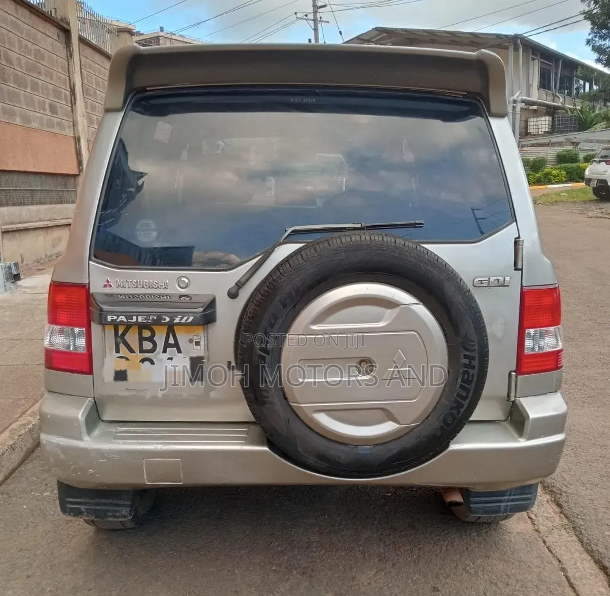 Mitsubishi Pajero 2004 Silver