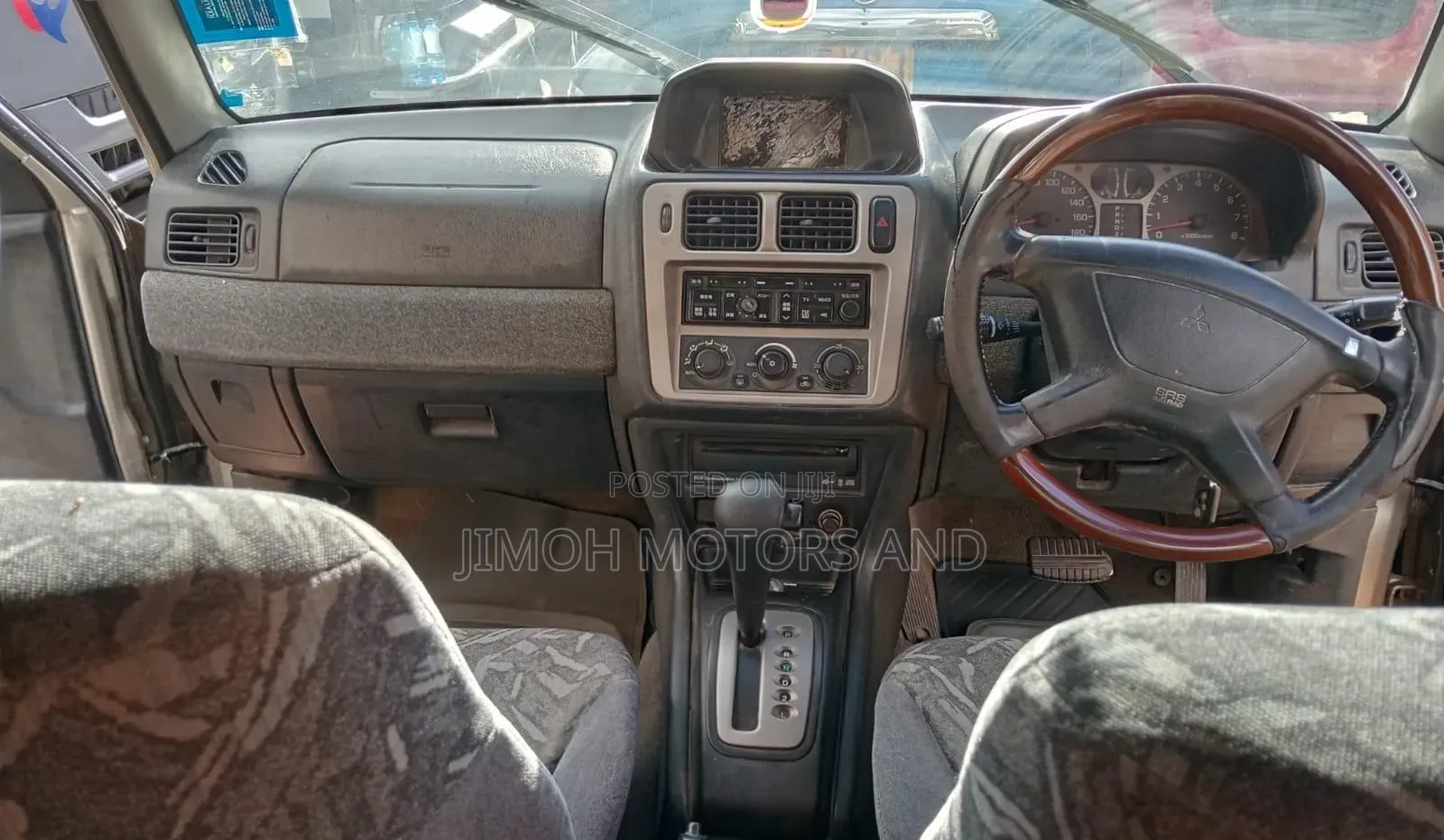 Mitsubishi Pajero 2004 Silver