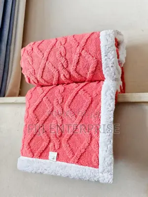 Heavy Sherpa Fleece Throw Blanket – 6×6 | Ultra-Soft Warm |