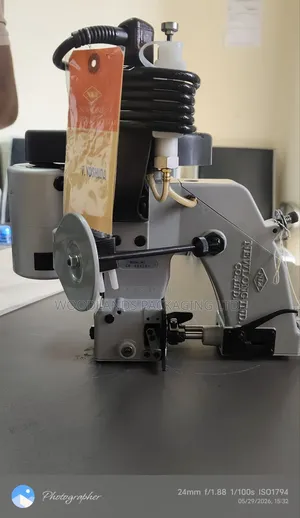 Bag Closer Sewing Machine Np74