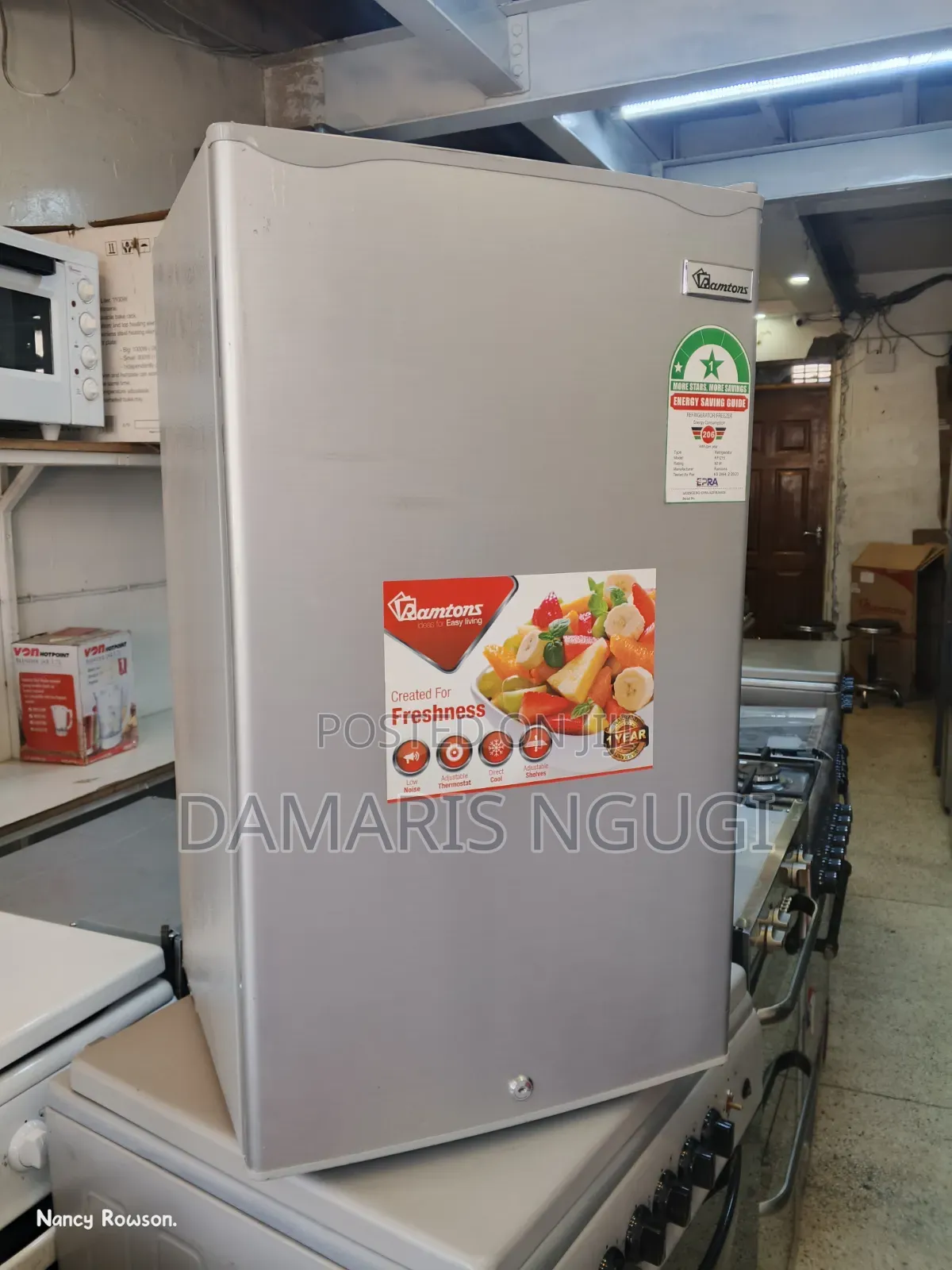 Ramtons Mini Fridge ( 90litres)