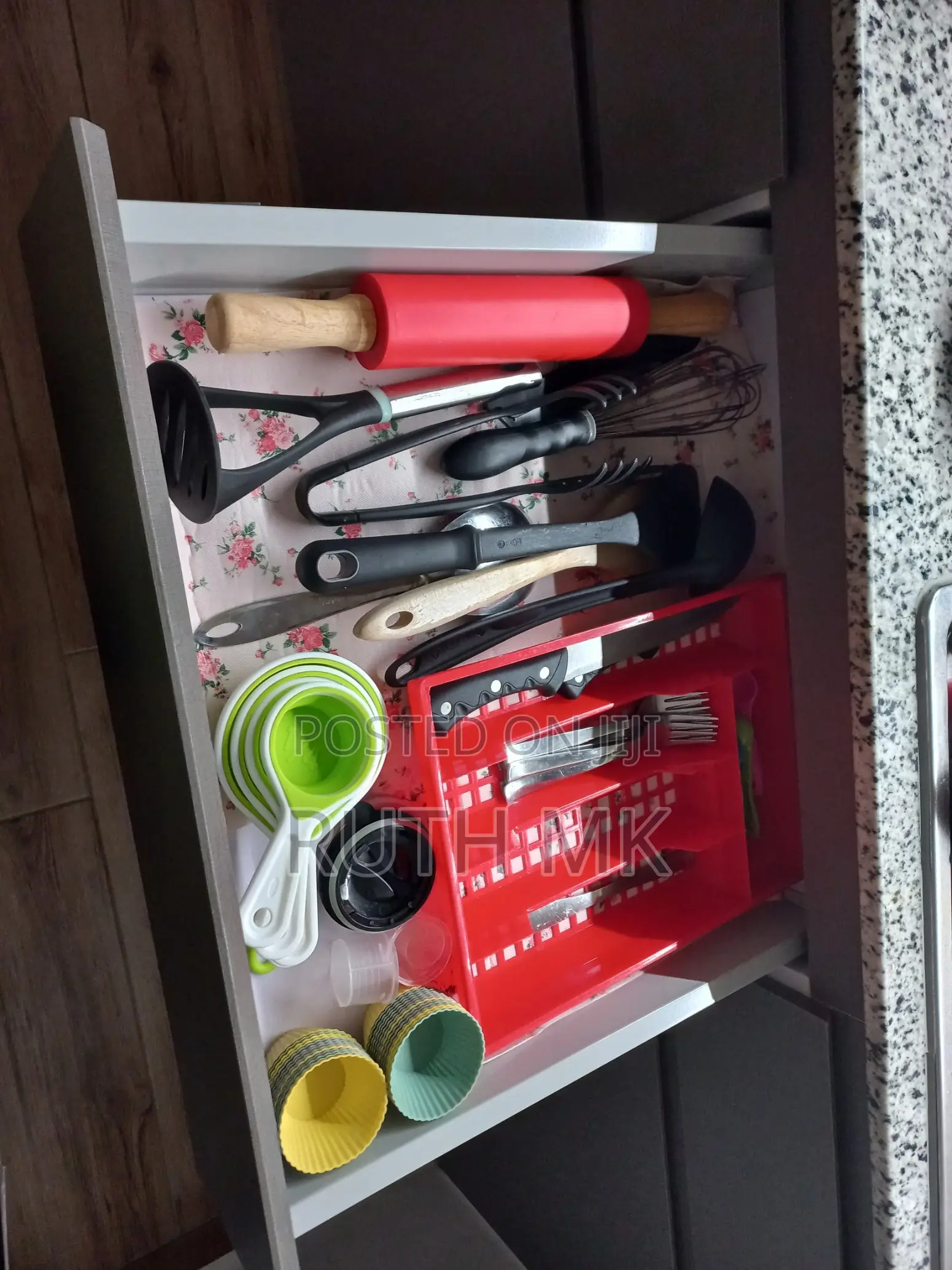 Comprehensive Kitchen Utensils Clearance Bundle