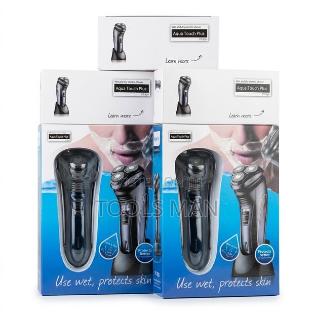 Smoother Philips Aquatouch Plus Wet Dry Rechargeable Shaver