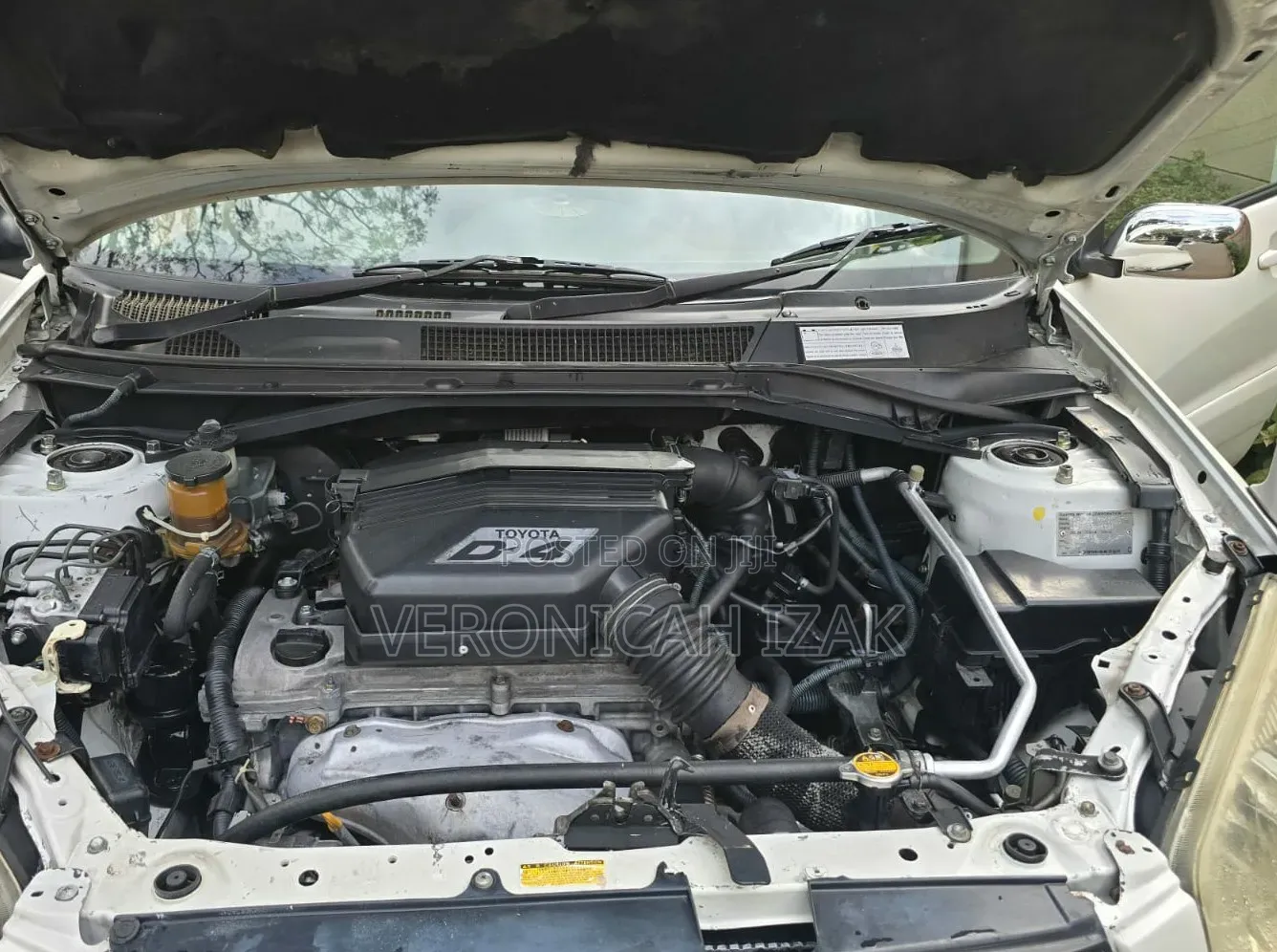 Toyota RAV4 Automatic 2000 White