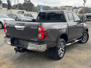 Toyota Hilux 2.4 Diesel 2020 Gray