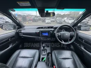 Toyota Hilux 2.4 Diesel 2020 Gray