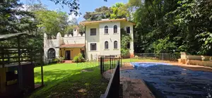 4bdrm Villa in Kyuna, Westlands for rent