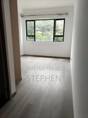 3bdrm Apartment in Valley Arcade for rent