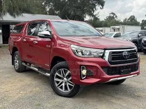 Toyota Hilux Revo Double Cab Deisel 2.4 AWD 2019 Red