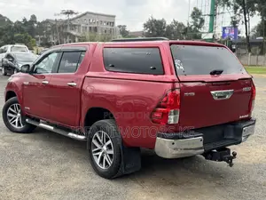 Toyota Hilux Revo Double Cab Deisel 2.4 AWD 2019 Red