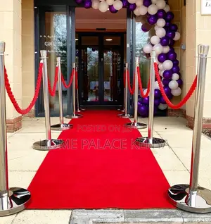 Red Carpet: Modern Red Event Aisle Runner Rug