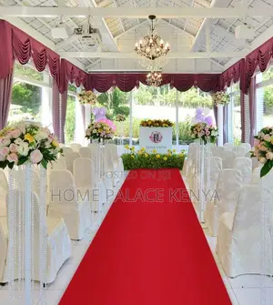 Red Carpet: Modern Red Event Aisle Runner Rug