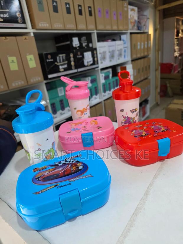 2pcs Cartoon Themed Kids Lunch Box /Snack Box With Water Bottle - thumbnail 3