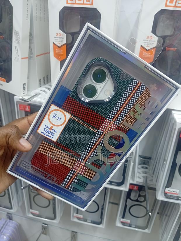 Luxo Woven Plaid Phone Case for the Apple iPhone 17 Pr - thumbnail 2