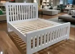 White Wooden 5*6 Bed