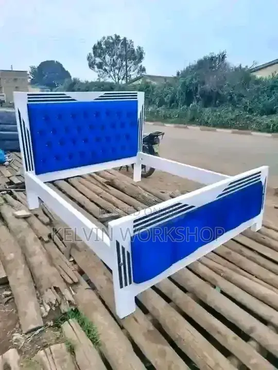 Blue 4*6 Chester Bed