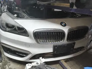 BMW 216 I Nosecut 2015