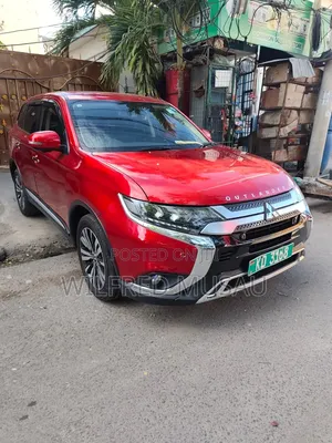 Mitsubishi Outlander 2019 Red