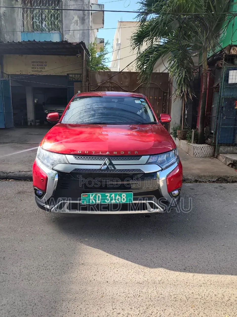 Mitsubishi Outlander 2019 Red