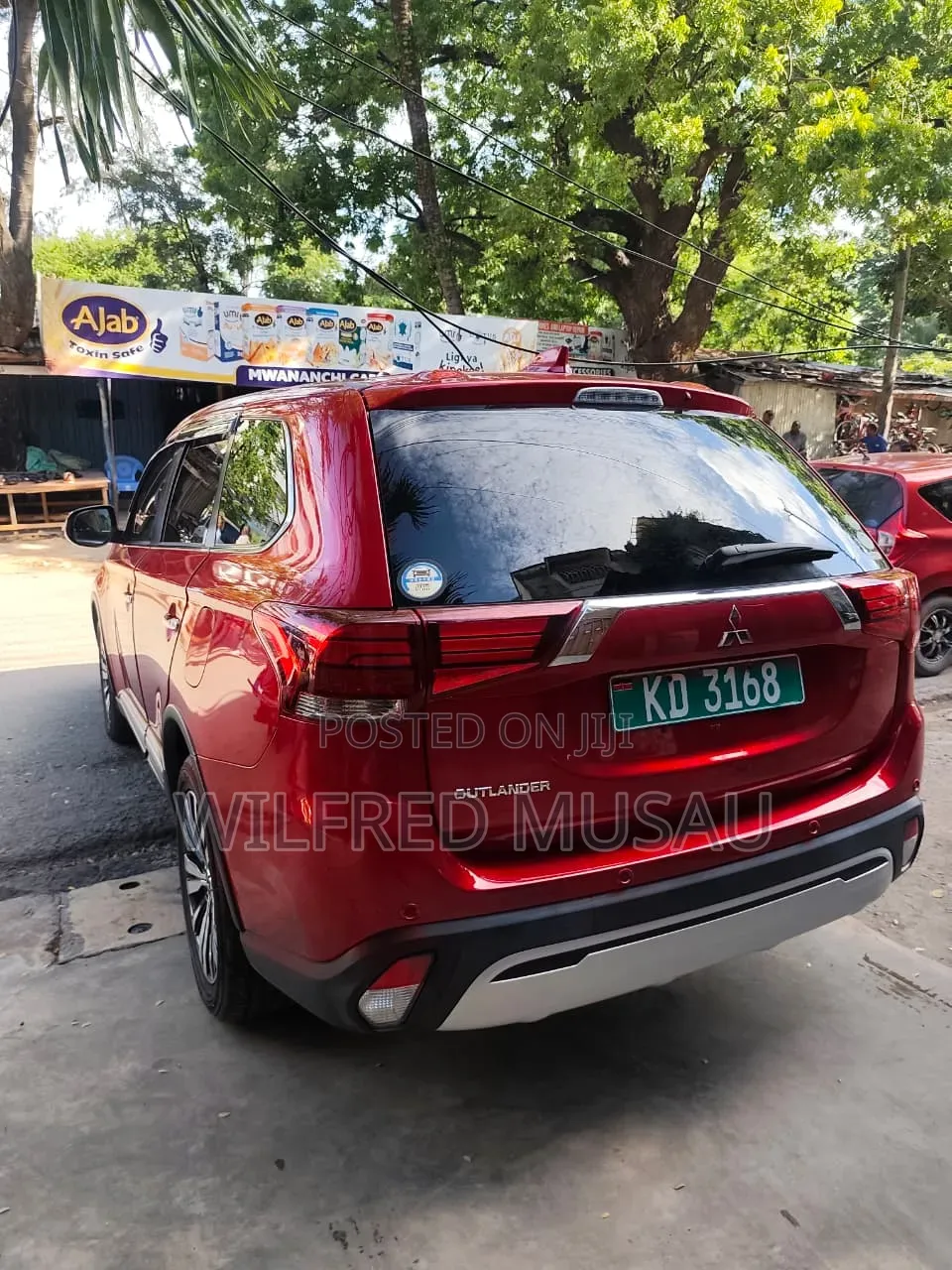 Mitsubishi Outlander 2019 Red