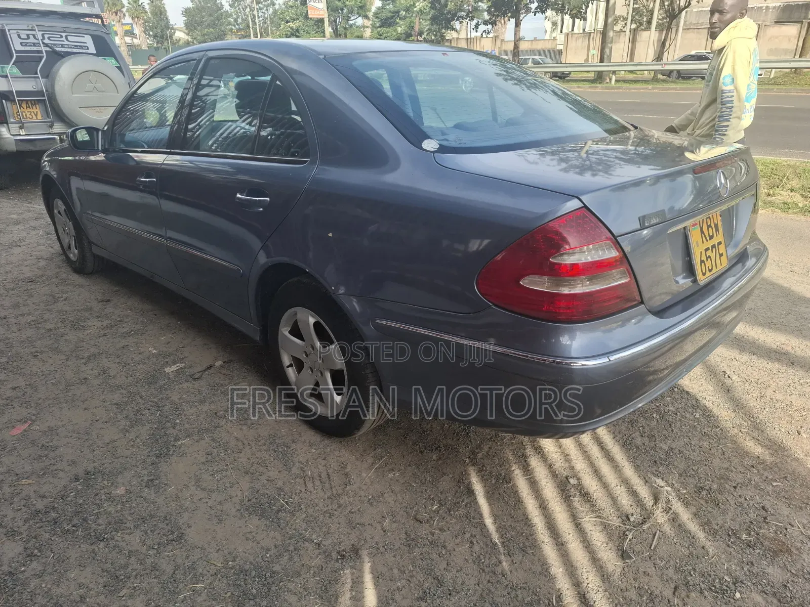 Mercedes-Benz E280 2007 Blue
