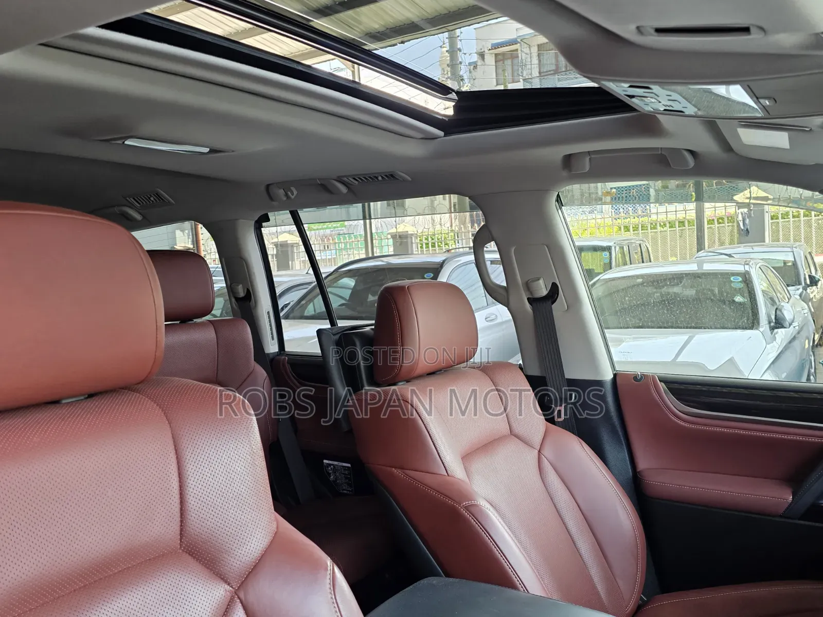 Lexus LX 570 AWD 2019 Silver