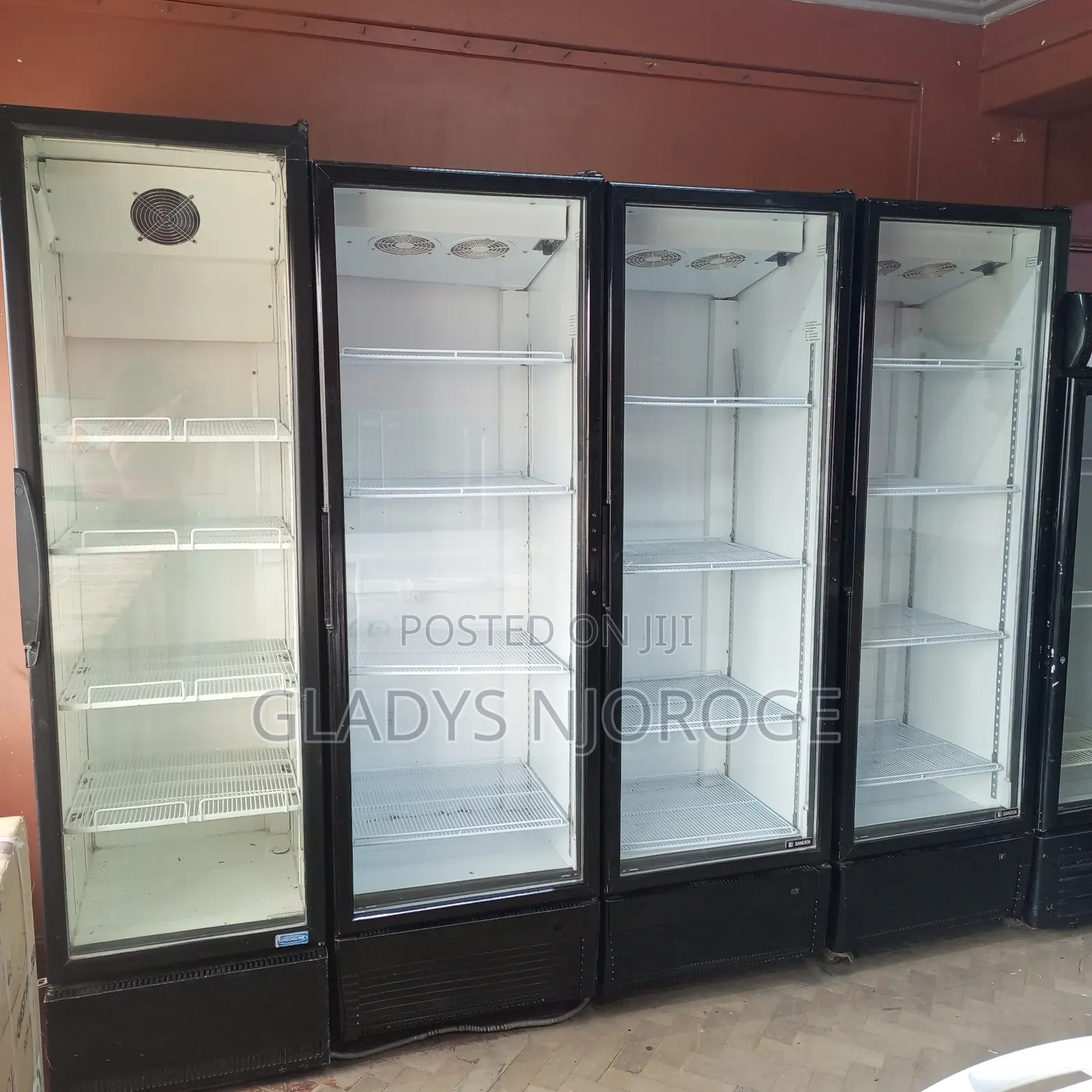 Economic Display Chiller 650l