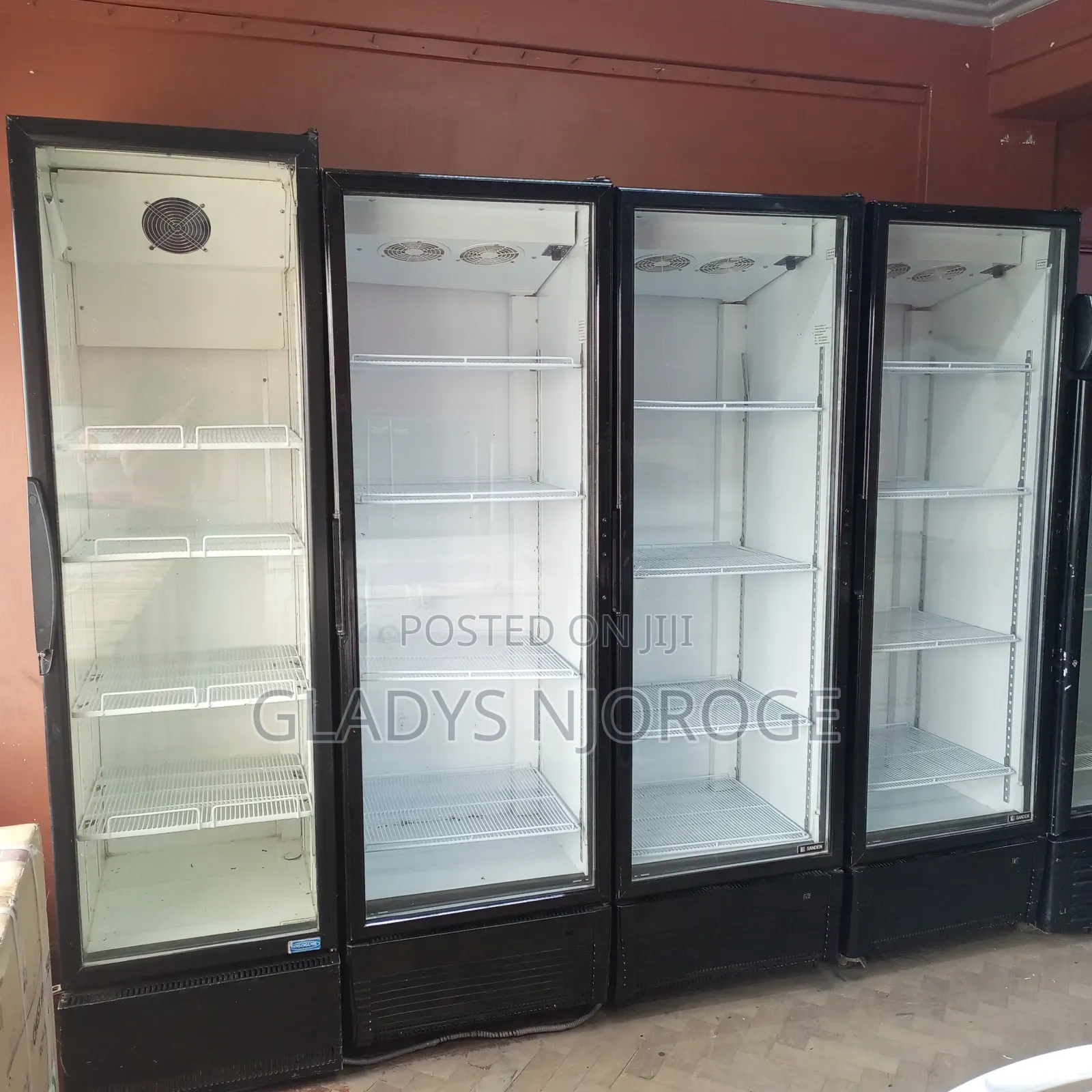 Economic Display Chiller 650l