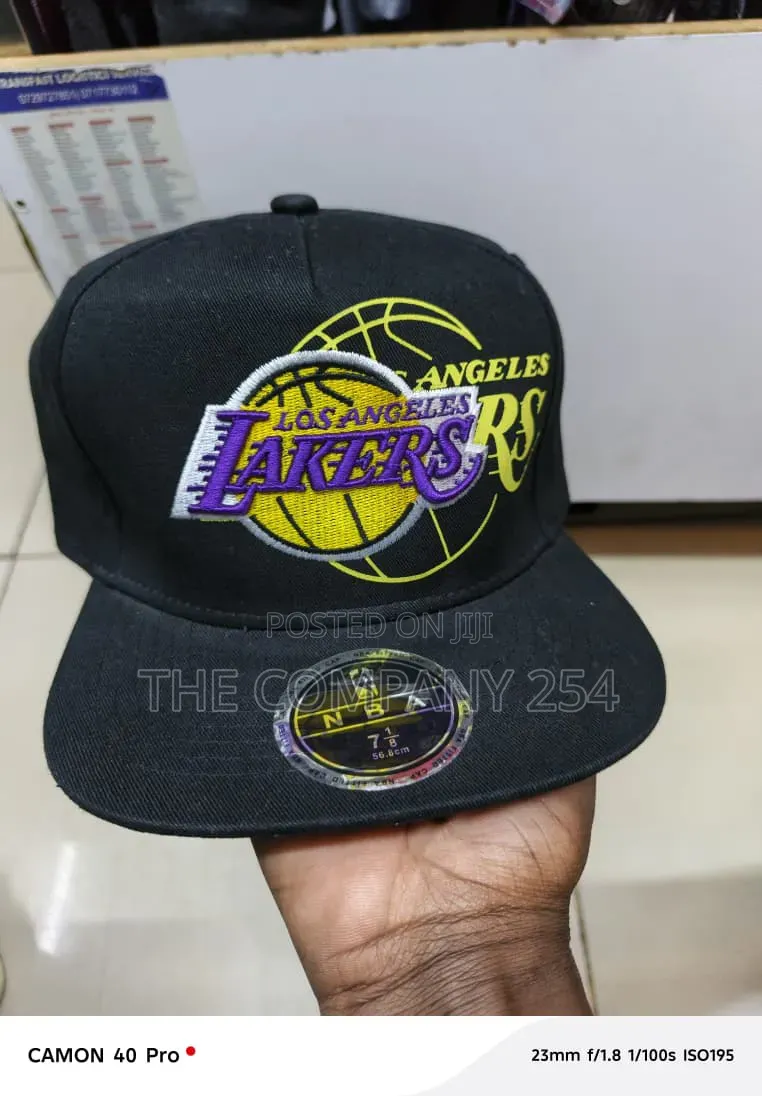 Quality Casual Standing Chicago ,Ny Lakers Toppa Caps