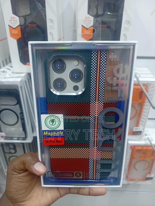 iPhone 16 Pro Max Benks Case - main view