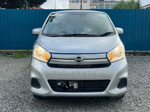 Daihatsu Move 2018 Silver