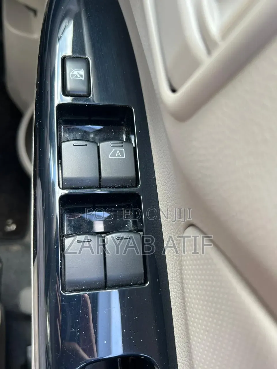 Daihatsu Move 2018 Silver