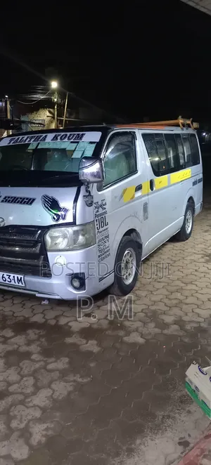 Toyota HiAce 2010 Grey