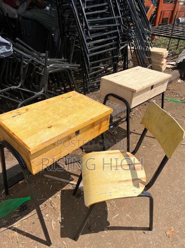 Reliable School Storage Seating Units