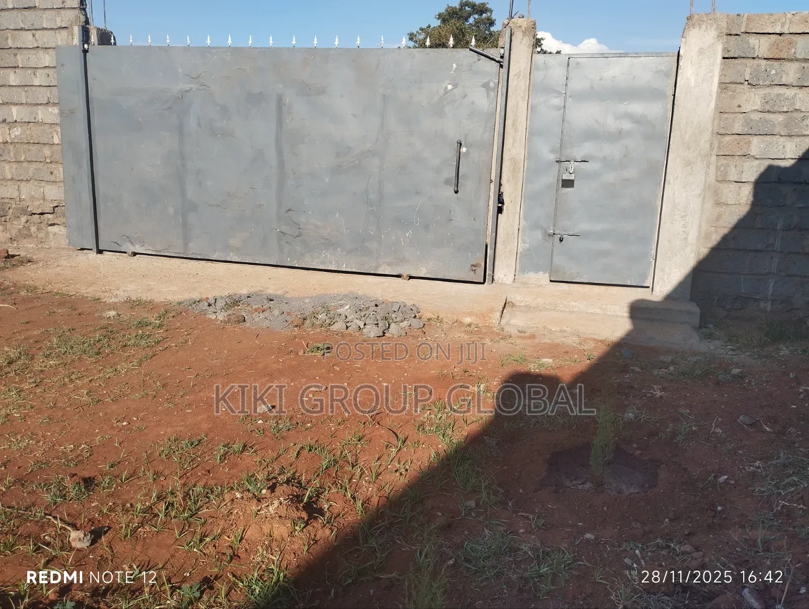 Conventional Brick and Mortar Construction
