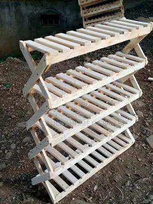 Pallet Shoes Rack-35-40 Pairs of Shoes- Pallet Framed