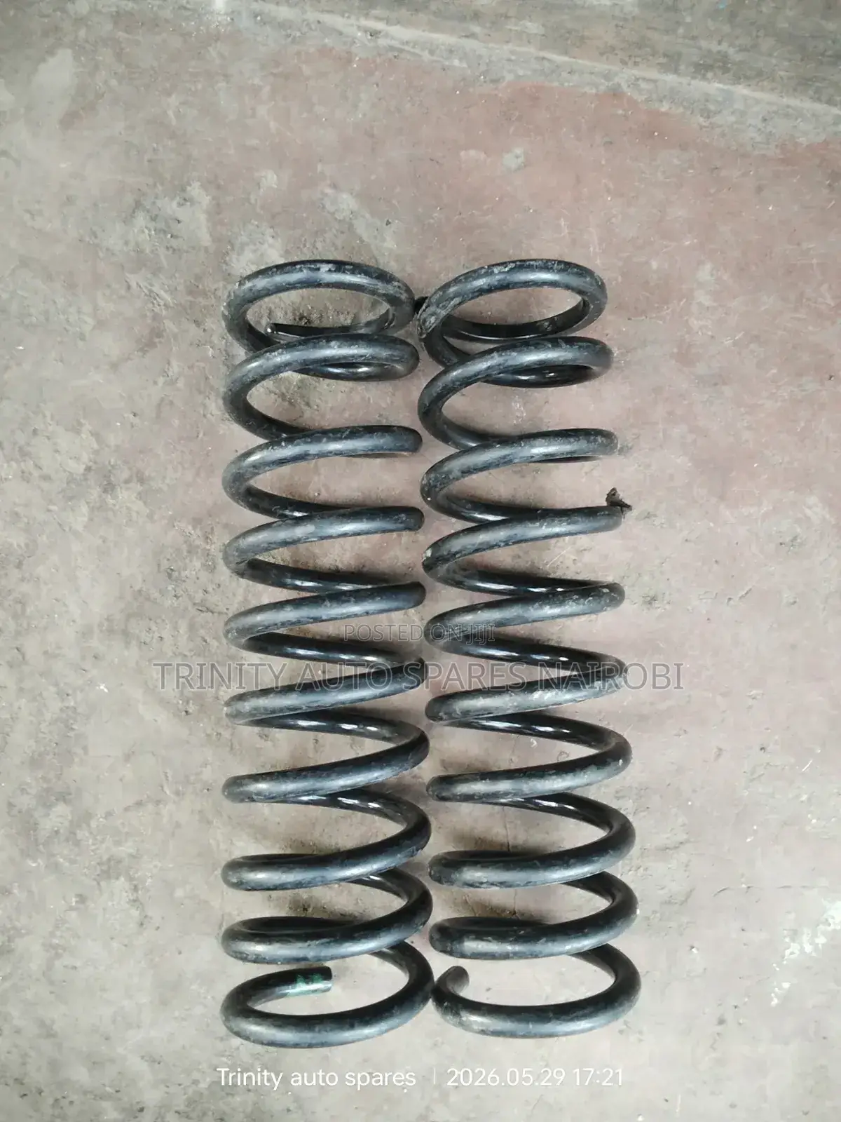 Original Ex Japan Land Lover Discovery Rear Heavy Duty Coil Springs