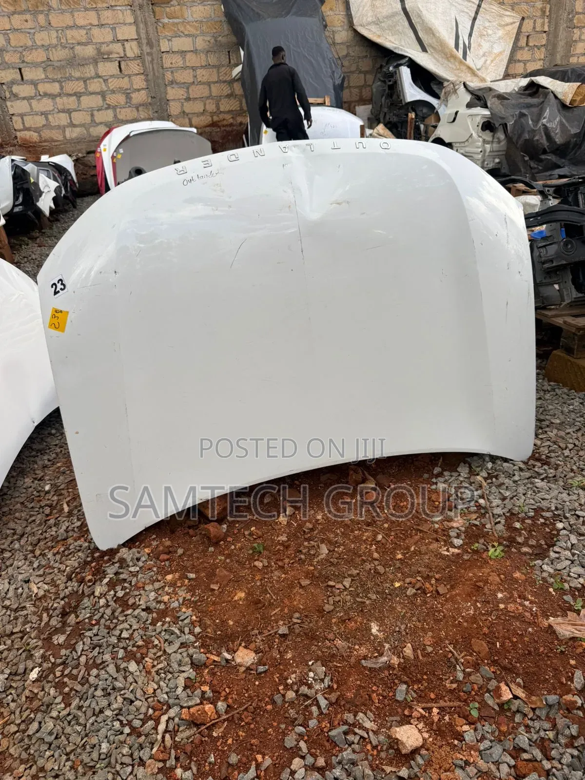 Mitsubishi Outlander Bonet