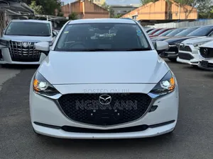 Mazda 2 2020 White