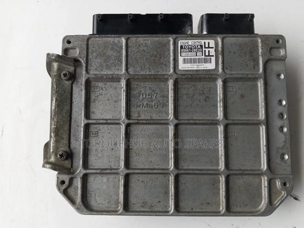 Toyota Voxy 2011 Engine Control Unit - thumbnail 2